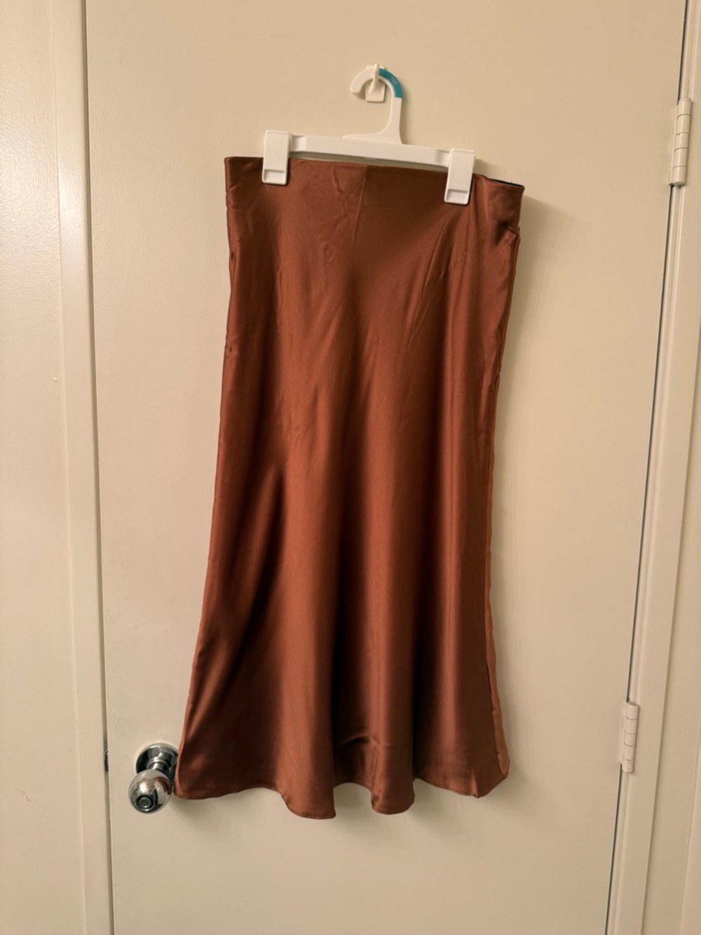 Quince Silk Midi Skirt in Rust Brown Size M